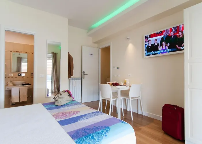 Tre Civette Sul Como Bed and Breakfast