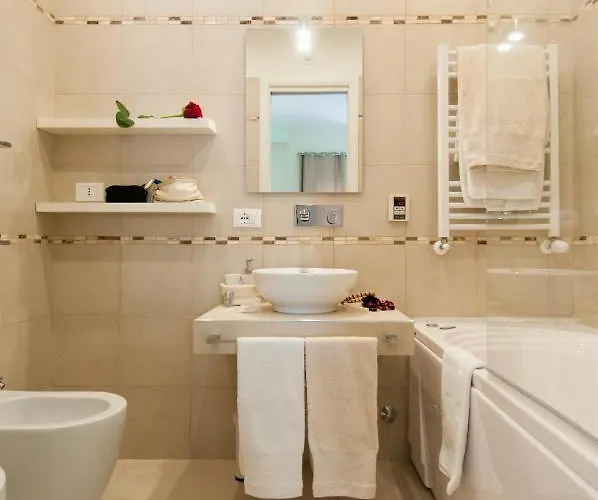 Tre Civette Sul Como Roma